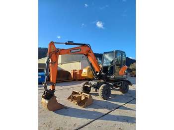 DOOSAN DX57W Mobilbagger