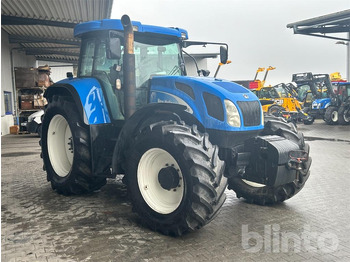 NEW HOLLAND T7000 Traktor