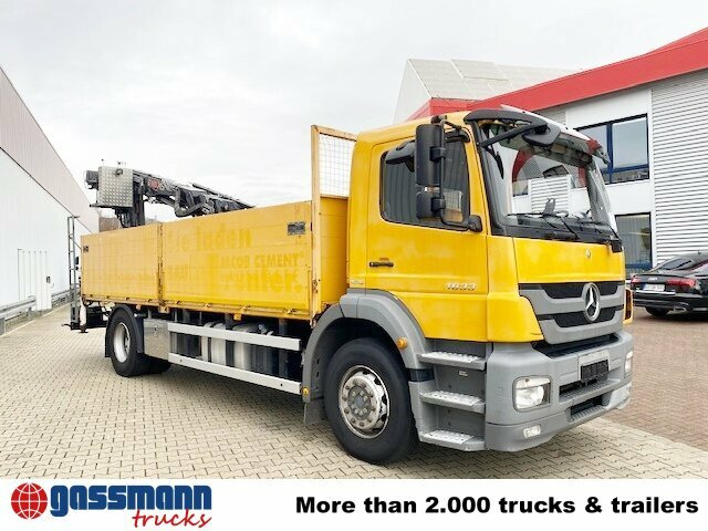 Pritsche LKW, Autokran Mercedes-Benz Axor 1833 L 4x2 mit Heckkran Hiab XS 133 K-2: das Bild 9