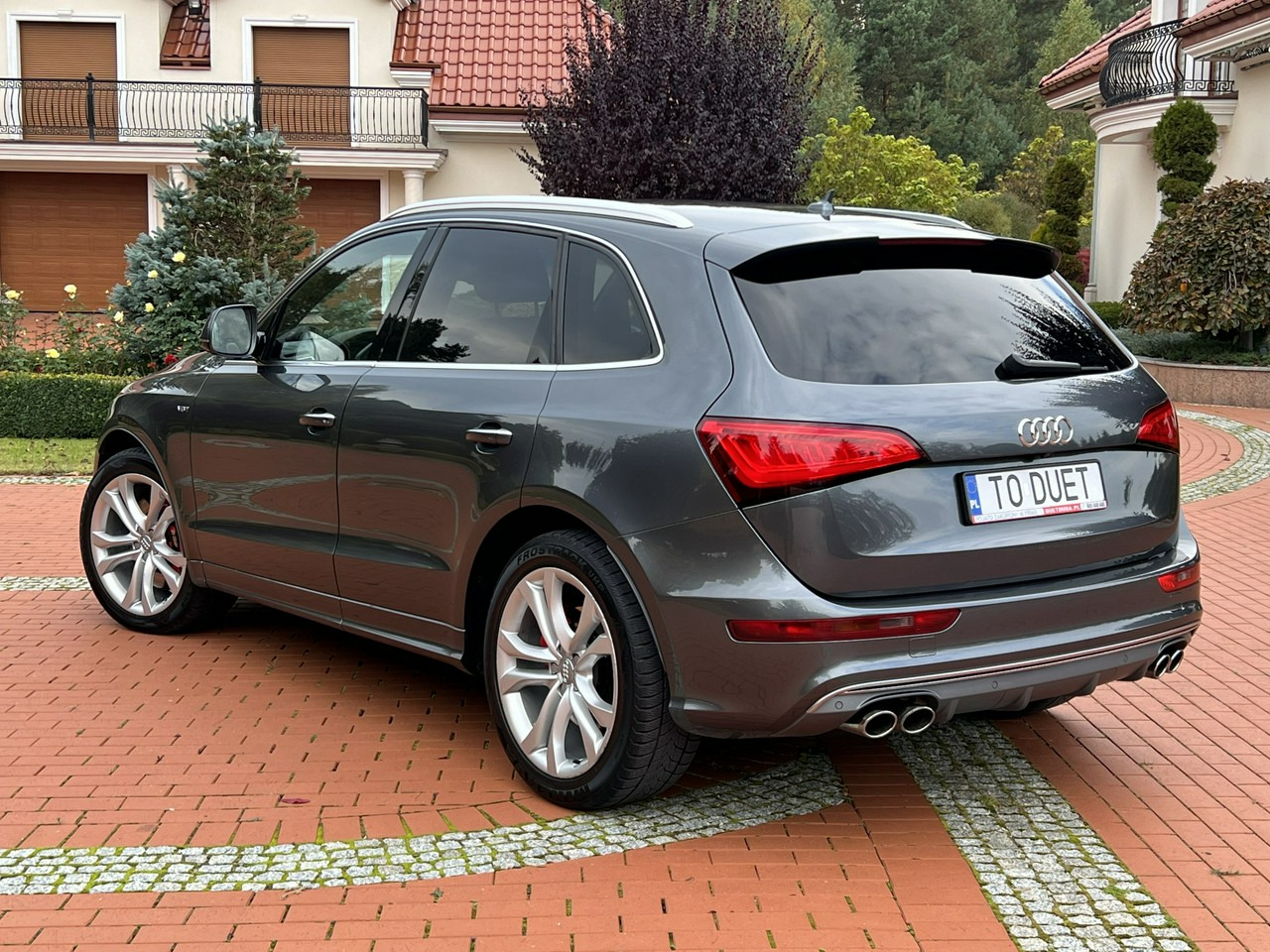 PKW Audi SQ5: das Bild 12