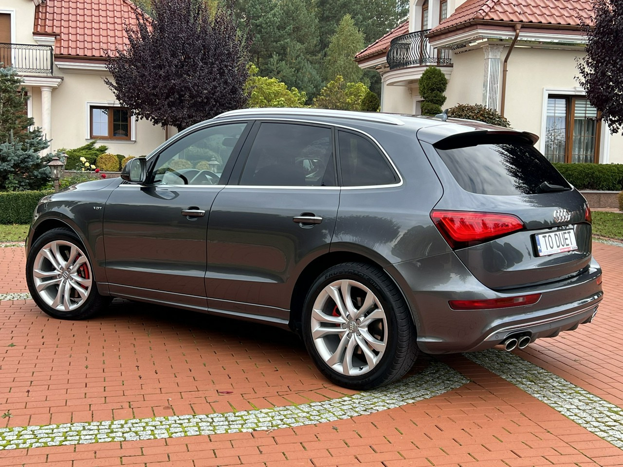 PKW Audi SQ5: das Bild 9