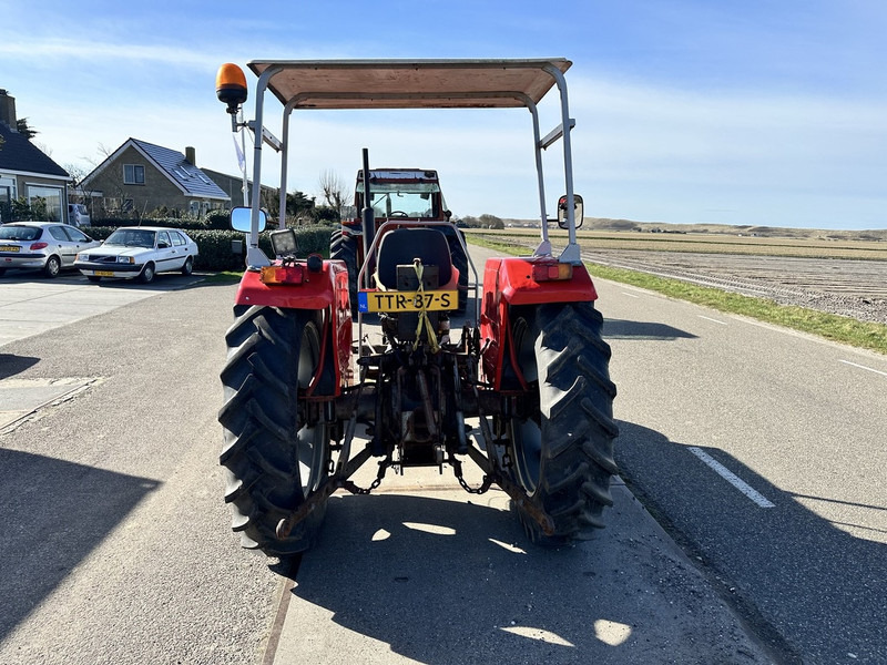 Traktor Massey Ferguson 155: das Bild 8