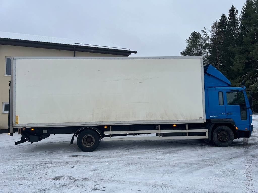 Koffer LKW Volvo FL 616 OPEN SIDE: das Bild 9