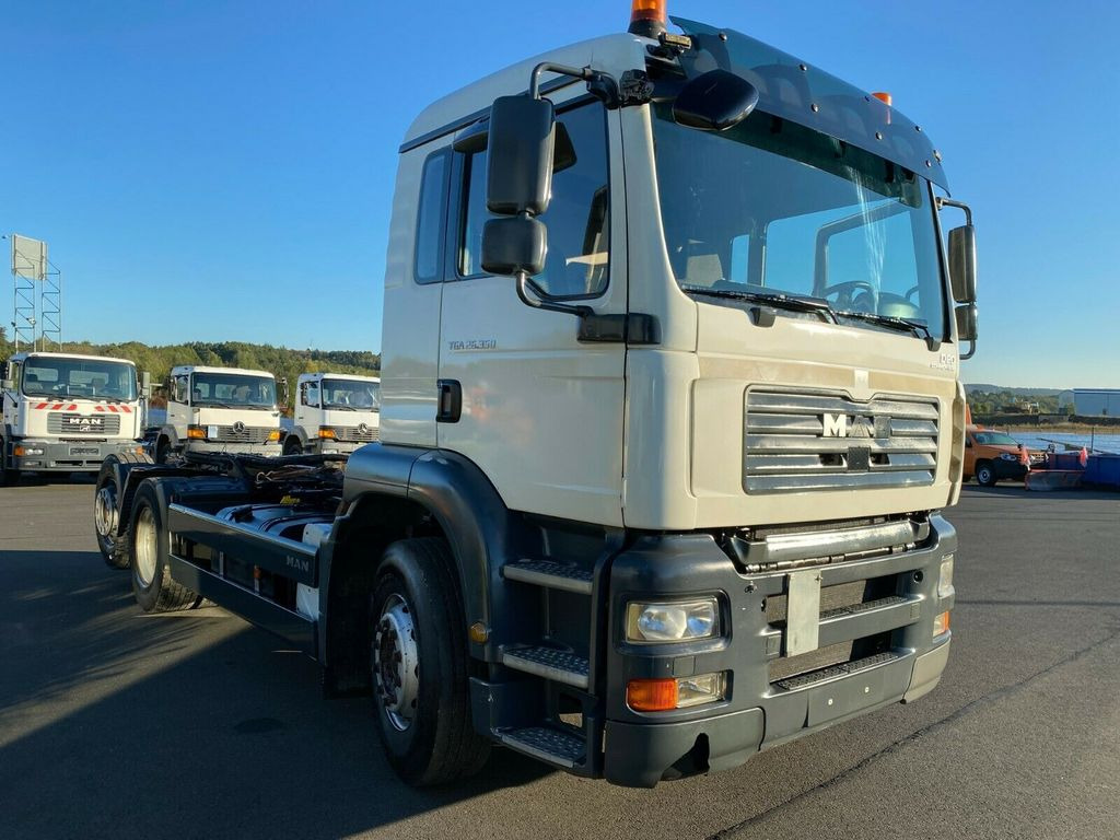 Fahrgestell LKW MAN TGA 6x2 310,350   10 x am Lager: das Bild 12