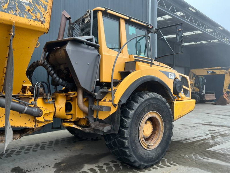 Knickgelenkter Dumper Volvo A30F: das Bild 20