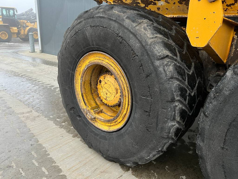 Knickgelenkter Dumper Volvo A30F: das Bild 19