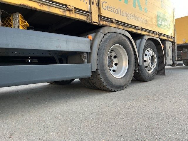 Pritsche LKW, Autokran MAN TGS 26.400 Baustoff LKW mit Ladekran Atlas 210.2: das Bild 26