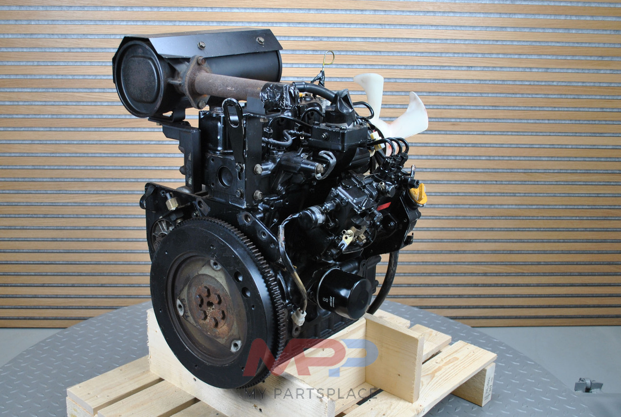 Motor für Traktor ISUZU 3CC1: das Bild 12