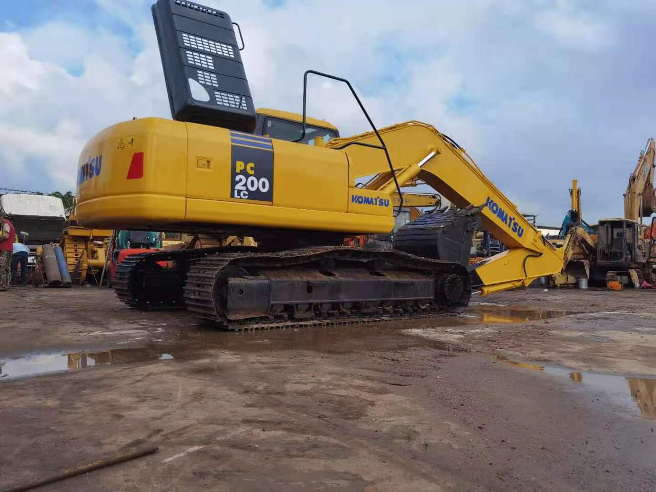 Kettenbagger KOMATSU PC200LC: das Bild 6