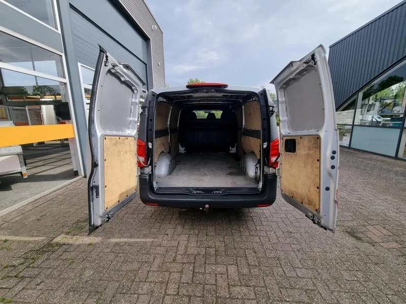 Kleintransporter Mercedes-Benz Vito 111 CDI Extra Lang XL/ E6/ L3: das Bild 11