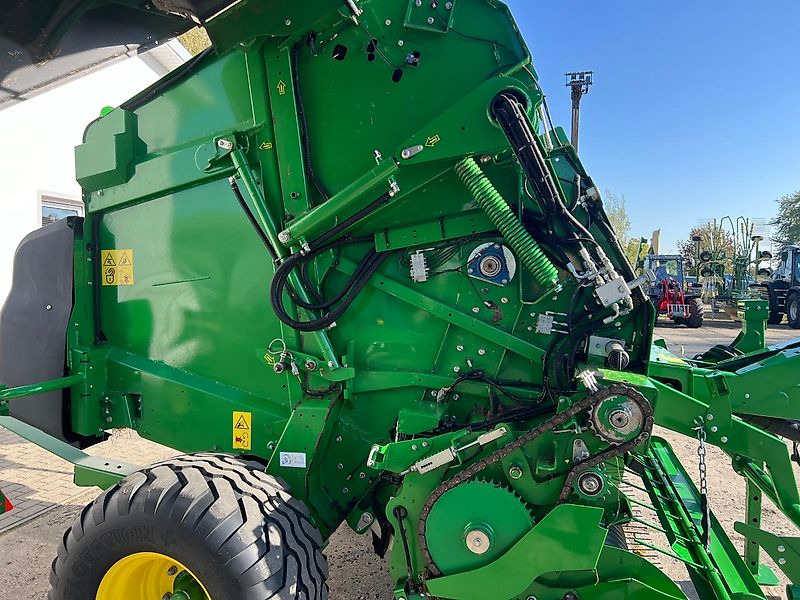 Rundballenpresse John Deere V451M nur 3244 Ballen!: das Bild 10