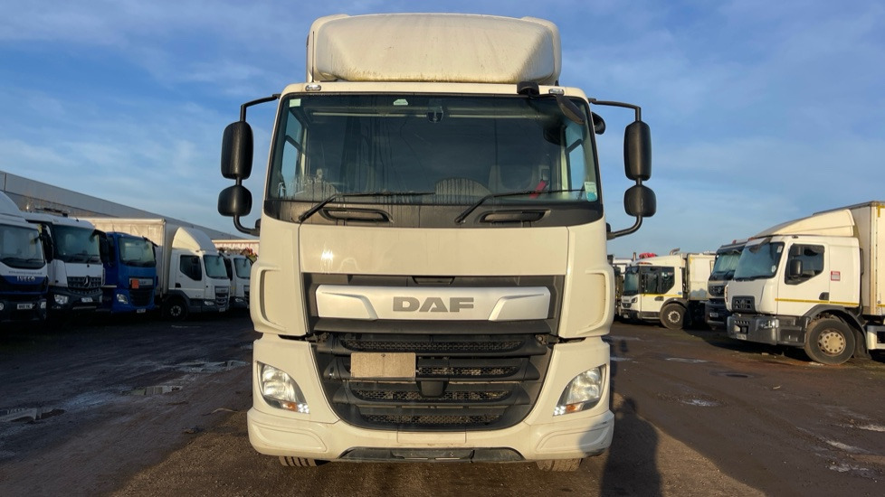 Koffer LKW DAF CF 250 EURO 6 18 TONNE: das Bild 13