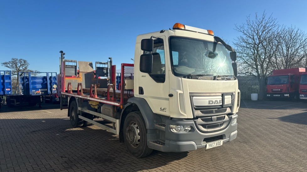 Pritsche LKW DAF LF 260 EURO 6 18 TONNE: das Bild 9