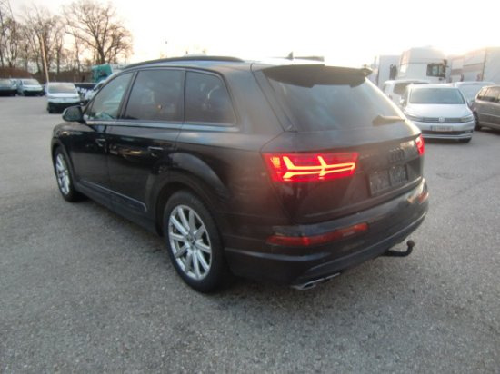 PKW Audi SQ7 4,0 TDi V8 S line: das Bild 6