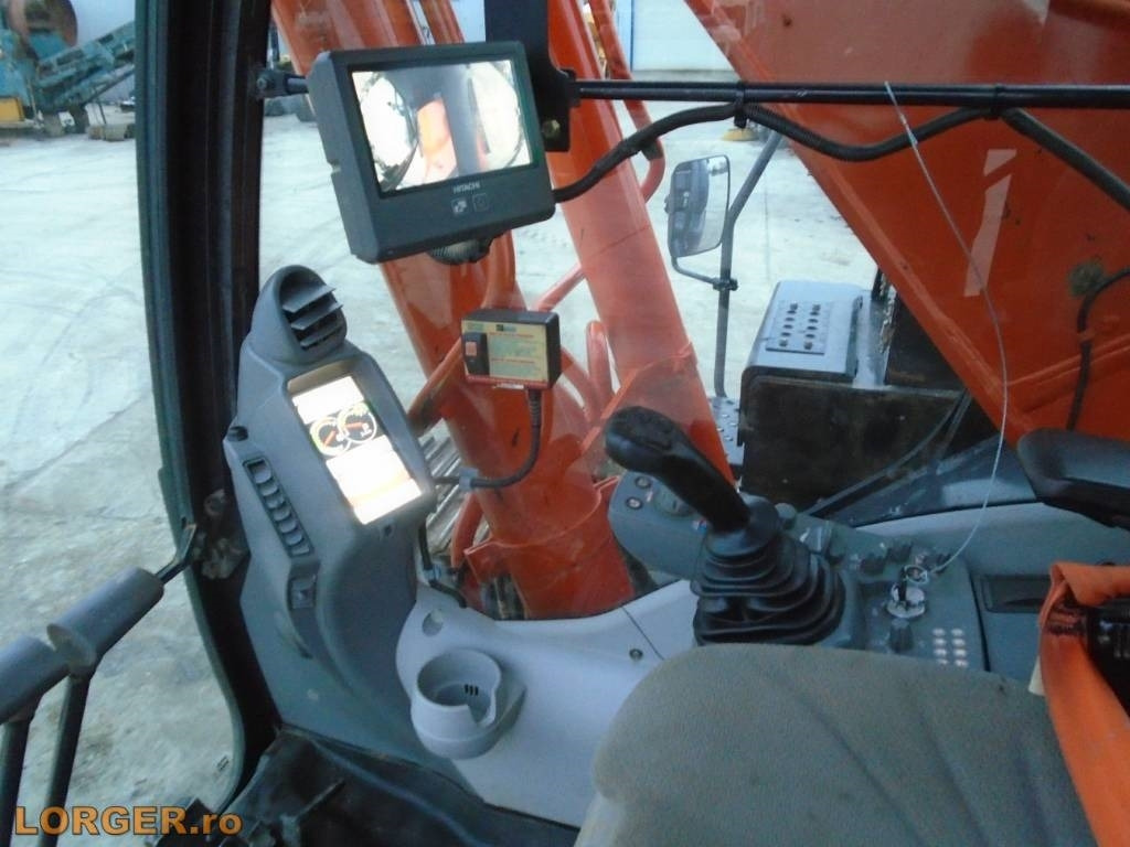 Kettenbagger Hitachi ZX 300 LC-6: das Bild 13