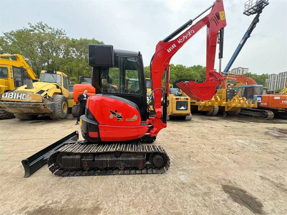 Minibagger Kubota U 35-3: das Bild 1