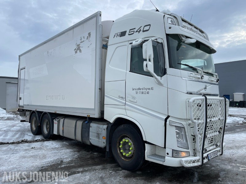 Koffer LKW 2014 Volvo FH 540 6x4 Thermobil: das Bild 11