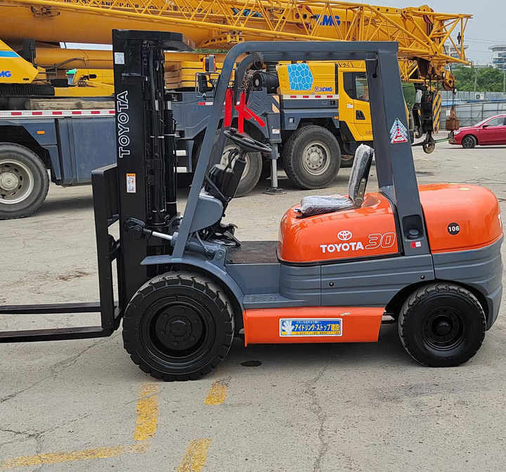 Dieselstapler Used Japan Toyota 8FD30 diesel Forklift 3 Ton Toyota Forklift for Sale: das Bild 6