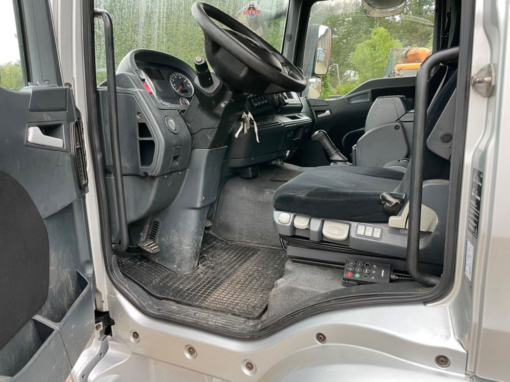 Fahrgestell LKW MAN TGL 8.210 MOTOR SCHADE: das Bild 9