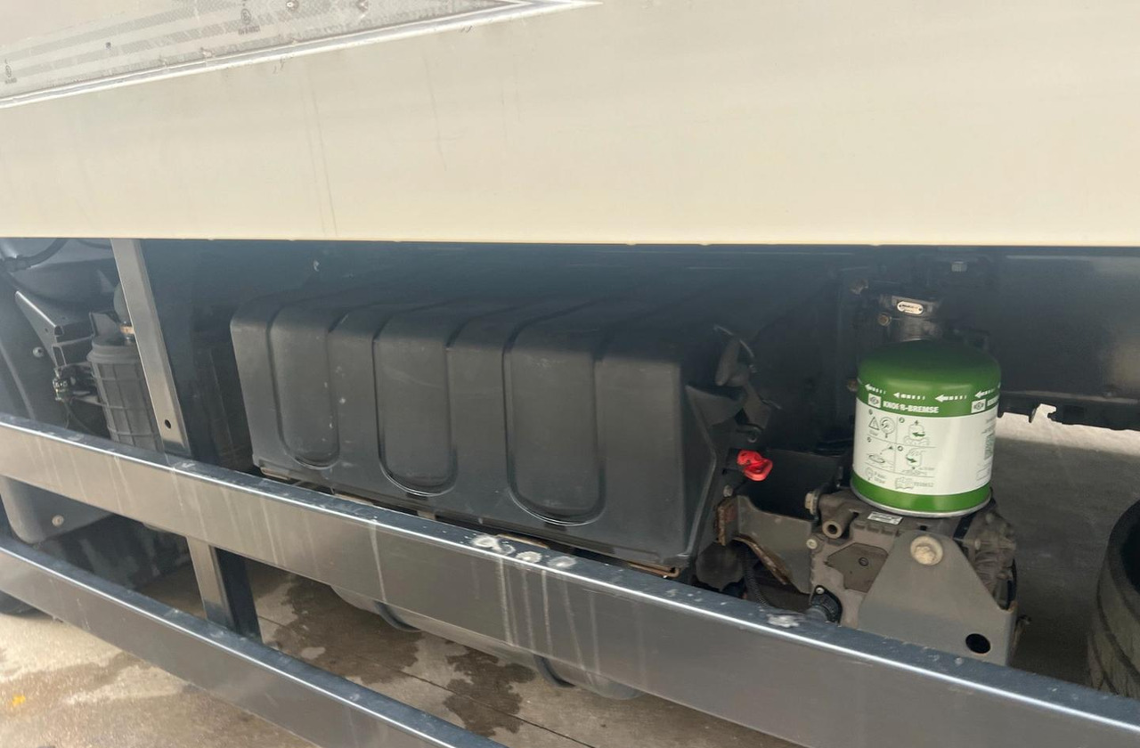 Koffer LKW VOLVO FL 250 euro 6 sponda: das Bild 10