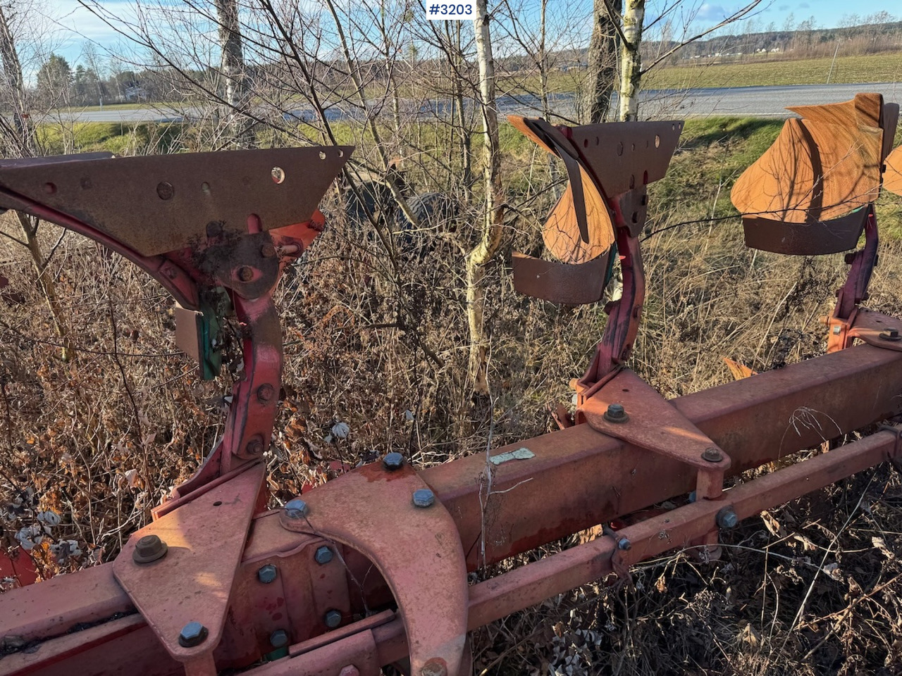 Technik für Bodenbearbeitung Kverneland LO 100 6-furrow Reversible Plow: das Bild 14