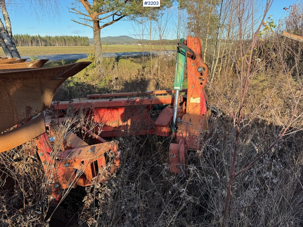 Technik für Bodenbearbeitung Kverneland LO 100 6-furrow Reversible Plow: das Bild 7