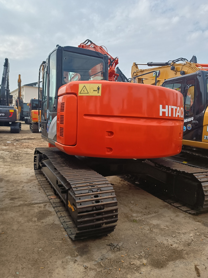 Kettenbagger HITACHI ZX135: das Bild 7