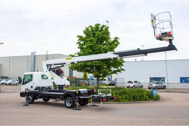 LKW mit Arbeitsbühne Palfinger P 200 T X E: das Bild 8