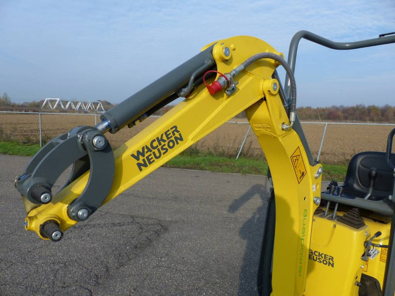 Minibagger WACKER NEUSON 803: das Bild 6