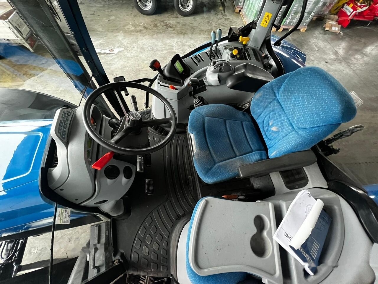 Traktor neu kaufen New Holland T6070 Elite: das Bild 7