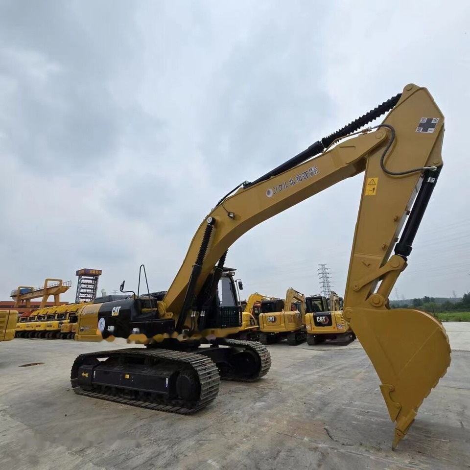 Kettenbagger Caterpillar 336D2: das Bild 13