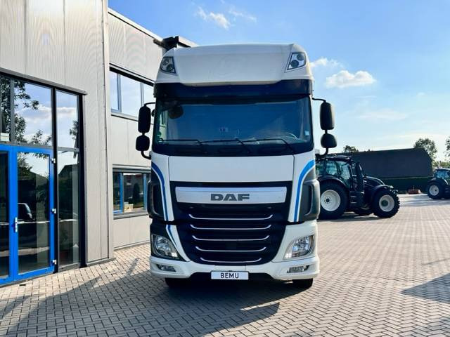 Sattelzugmaschine DAF XF 106 460 Super Space Cab 780.000km: das Bild 15