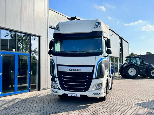 Sattelzugmaschine DAF XF 106 460 Super Space Cab 780.000km: das Bild 14