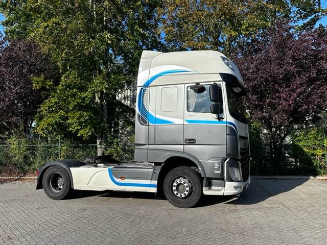 Sattelzugmaschine DAF XF 106 460 Super Space Cab 780.000km: das Bild 19