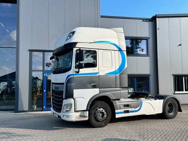 Sattelzugmaschine DAF XF 106 460 Super Space Cab 780.000km: das Bild 10