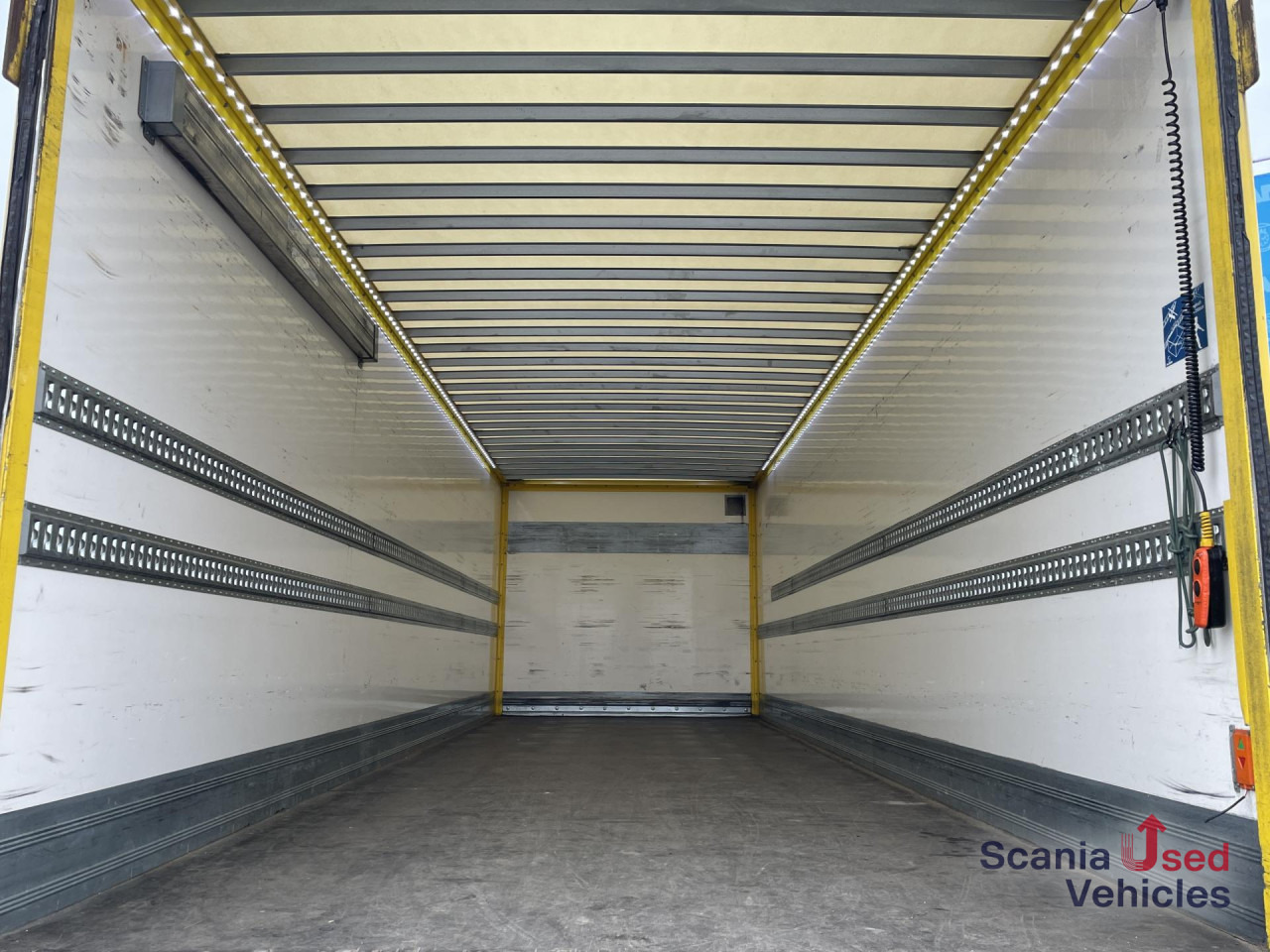 SCANIA P 250 DB4x2MNA AIRCO TAIL LIFT 1.5T 855X249X227CM – Leasing SCANIA P 250 DB4x2MNA AIRCO TAIL LIFT 1.5T 855X249X227CM: das Bild 13