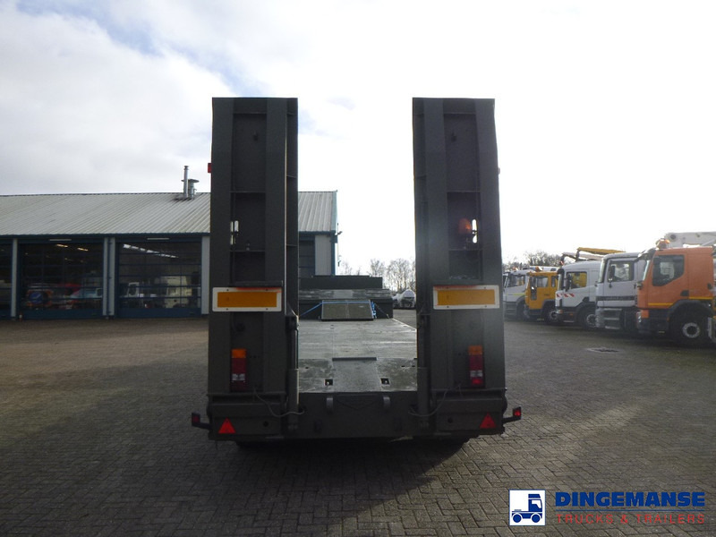 Pritsche LKW Broshuis 3-axle semi-lowbed trailer E-2130 / 73 t + ramps: das Bild 10