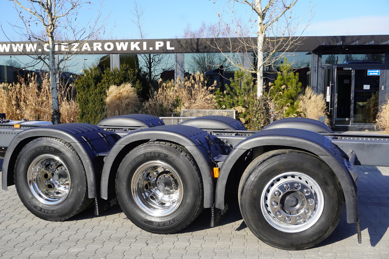 Fahrgestell LKW SCANIA R650 V8 8x4/4 E6 / 2020 / Frame 9.7 m: das Bild 14