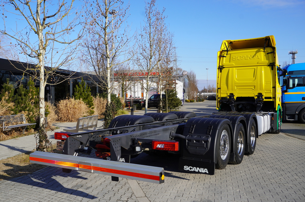 Fahrgestell LKW SCANIA R650 V8 8x4/4 E6 / 2020 / Frame 9.7 m: das Bild 10