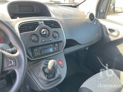 PKW RENAULT KANGOO COMBI: das Bild 12