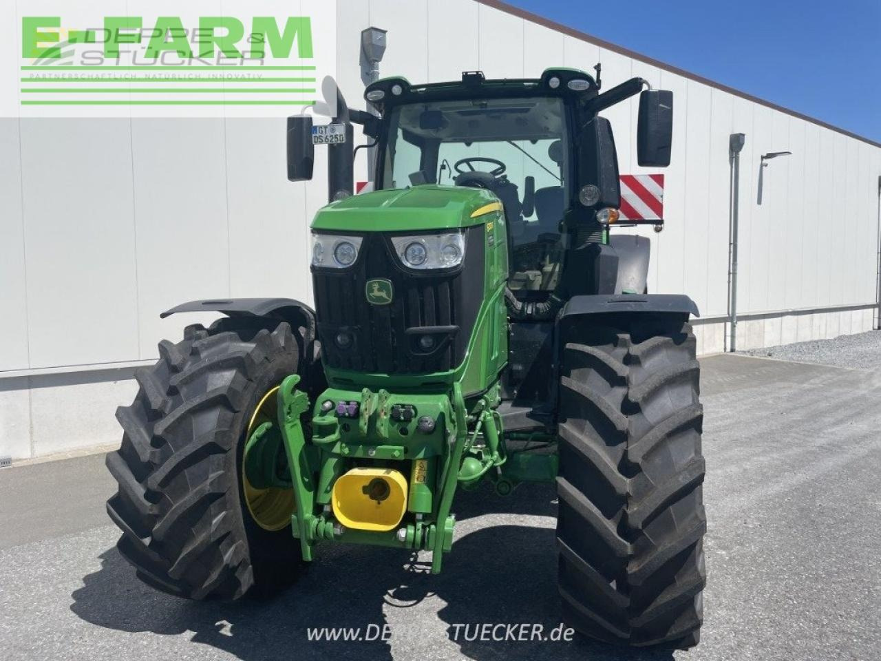 Traktor John Deere 6250r: das Bild 11