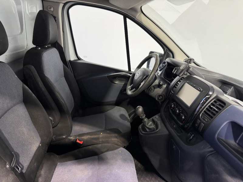 Kleintransporter Opel VIVARO-B L2H1 Euro 6 Imperiaal en trekhaak: das Bild 15