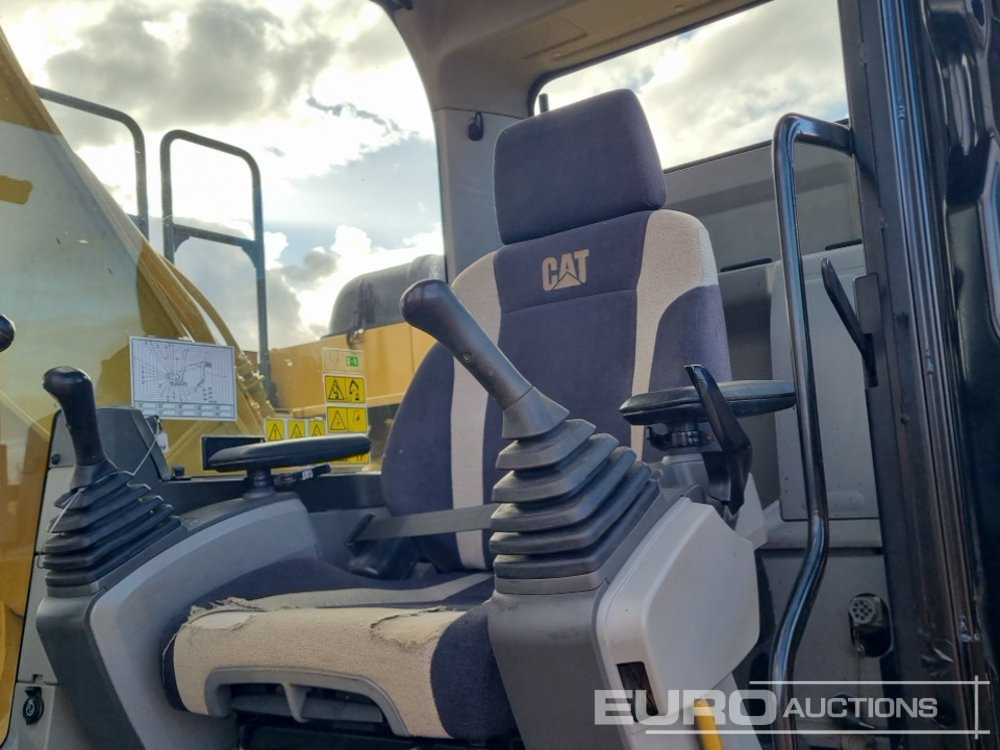 Kettenbagger 2014 CAT 320E: das Bild 37